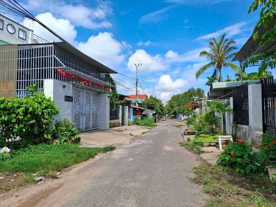 Đất mặt đường SiuBLêh, Thống Nhất, 121m² chỉ 900 triệu - Cơ hội đầu tư tuyệt vời!