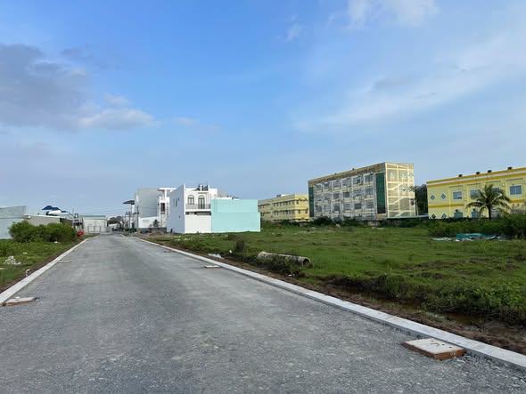 Đất nền Khu Cà Phê Nhà Gổ Trà Vinh 125m² giá 1.25 tỷ - Sổ đỏ chính chủ!