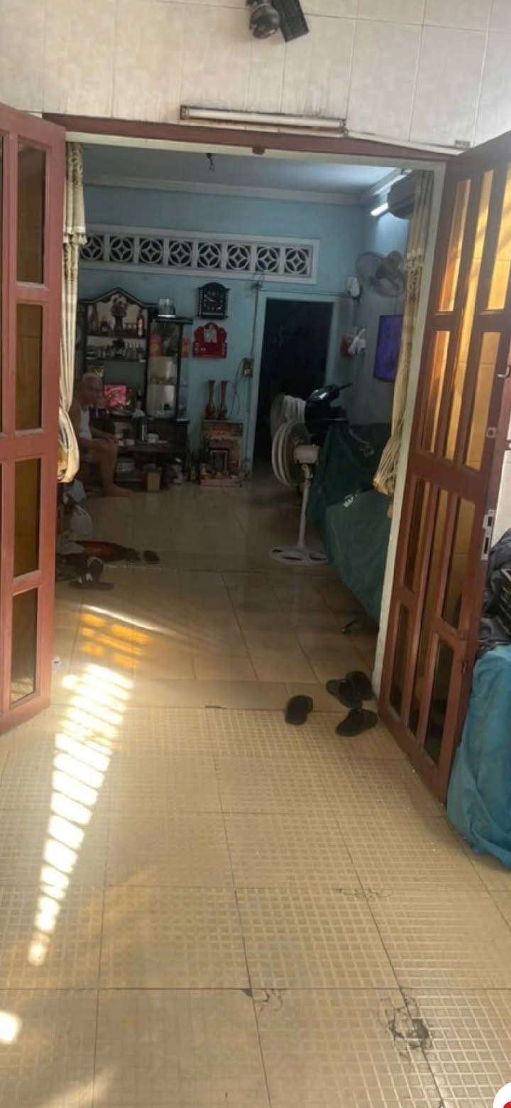 Nhà phố 2 tầng Đoàn Văn Bơ, Quận 4 - 82m² giá chỉ 6 tỷ - Tiềm năng đầu tư lớn!