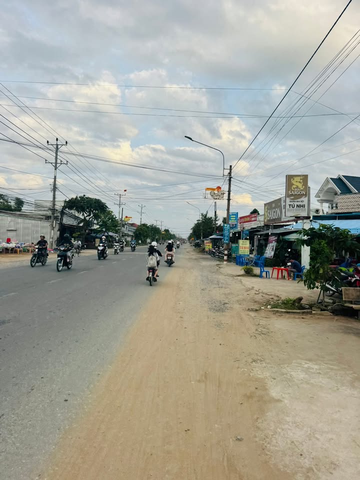 Đất thổ cư 100m² xã Mỹ Lộc, Cần Giuộc giá 650 triệu - Cơ hội đầu tư hấp dẫn!