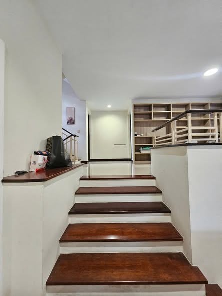 Biệt thự cho thuê tại Thảo Điền 600m² - Không gian sang trọng cho gia đình!