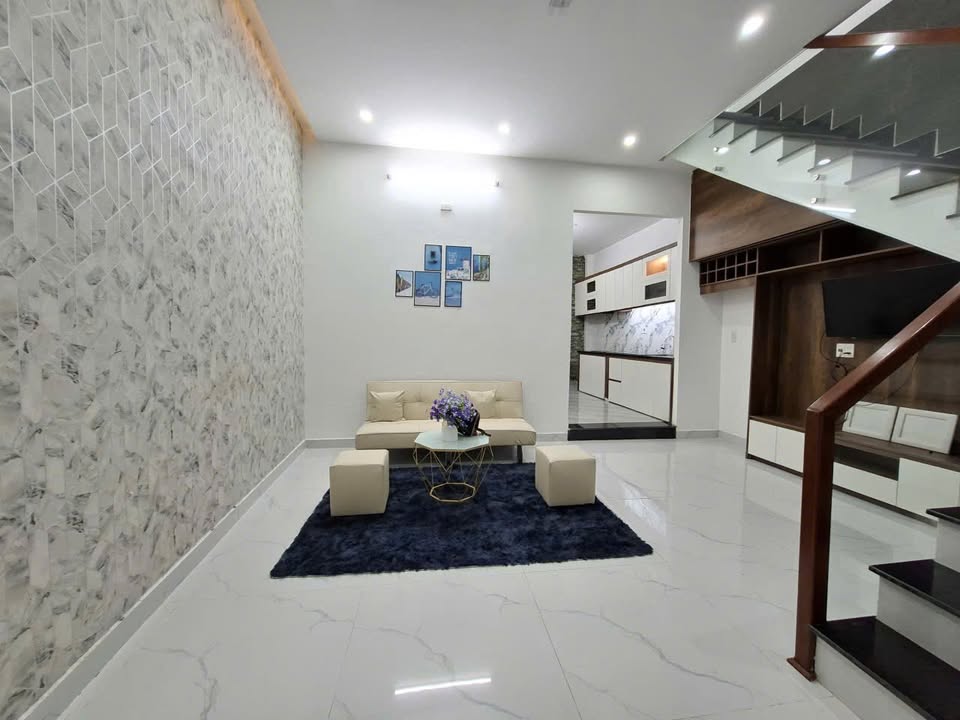 Nhà 2 mê kiên cố tại kiệt Phú Lộc 19, Đà Nẵng 53m² giá 3.4 tỷ - Sẵn sàng vào ở!