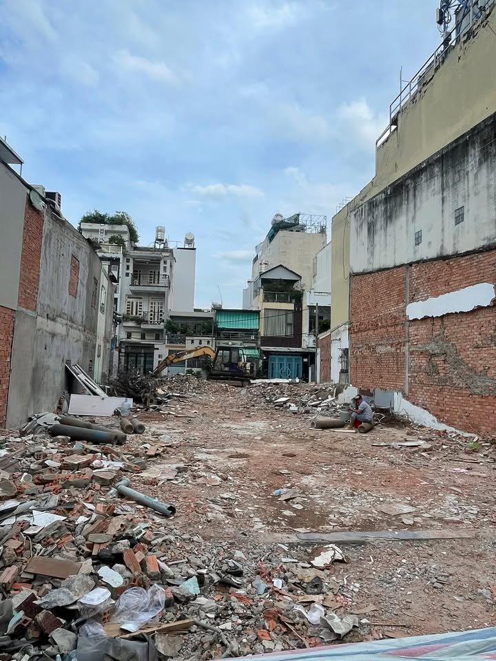 Đất Hiếm Him Lam quận 12 185m² giá 20.5 tỷ - Cơ hội đầu tư lý tưởng!