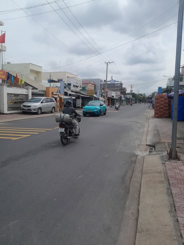 Cho thuê mặt tiền nhựa đường P1 Tân An 80m² giá 7 triệu - Thích hợp mở tiệm Nail Spa!