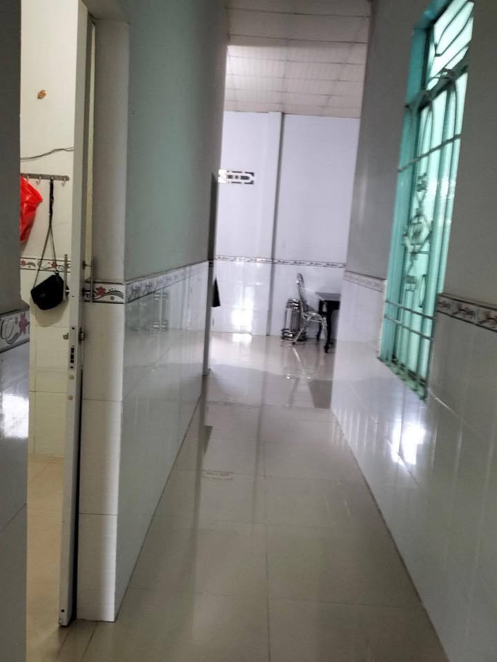 Nhà cấp 4 đường Nguyễn Hội, Phan Thiết 100m² giá 2.4 tỷ - Gần trường Lê Lợi và chợ số 1!