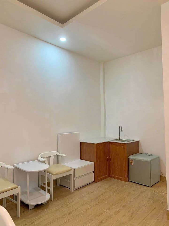 Cho thuê phòng Cái Răng 20m² giá 2.2 triệu - Nội thất đầy đủ, thoáng mát!