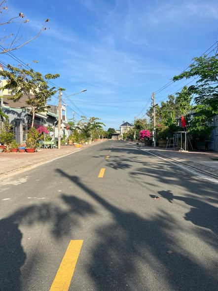 Nhà TĐC Tân Phú 125m² giá 2.1 tỷ - Chính chủ cần bán gấp!