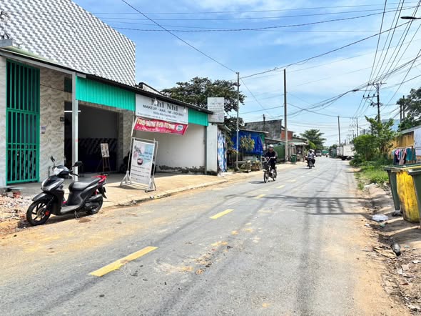 Đất thổ cư 130m² + 713m² đất lúa tại Long Bình - Bến Lức - Giá chỉ 4,5 tỷ