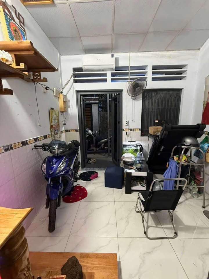 Nhà riêng Phước Long B, Q. 9, 40m² giá chỉ 1.55 tỷ - Sổ hồng chính chủ