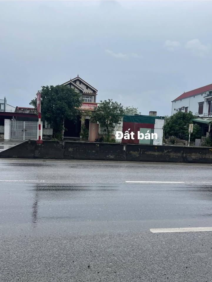 Đất mặt tiền Quốc lộ 1A Quảng Trạch 245m² giá chỉ 1.4 tỷ - Cơ hội đầu tư sinh lời!