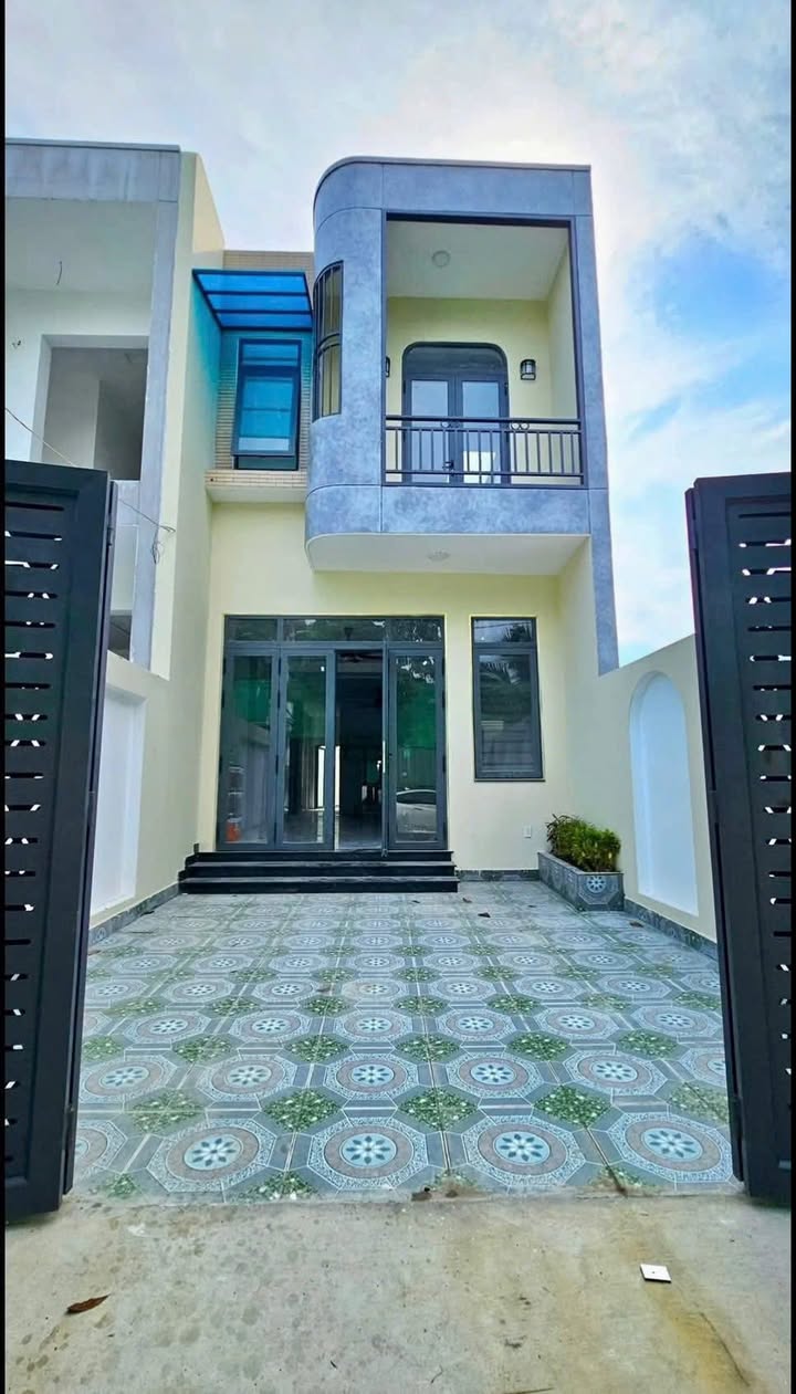 Nhà mặt tiền DX 066 Định Hoà, Thủ Dầu Một 112m² giá 3.19 tỷ - Sẵn sàng bàn giao full nội thất!