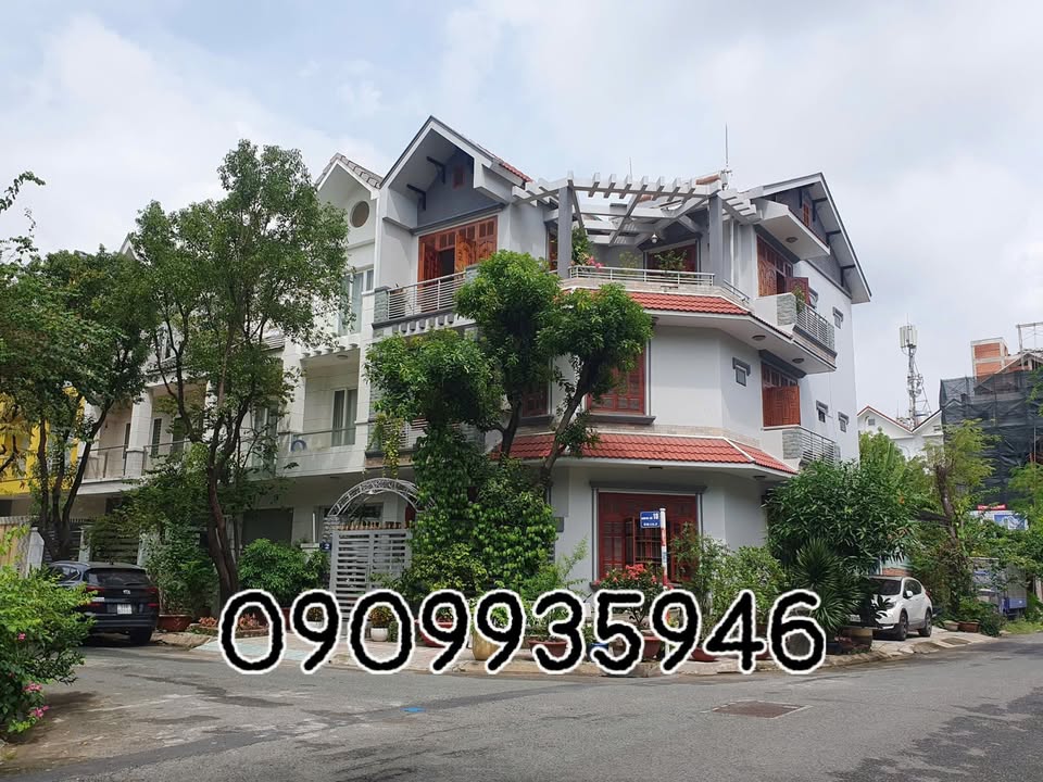 Biệt thự góc 2 mặt tiền Sadeco Tân Phong 132m² - Đối diện trường RMIT, giá tốt thương lượng!