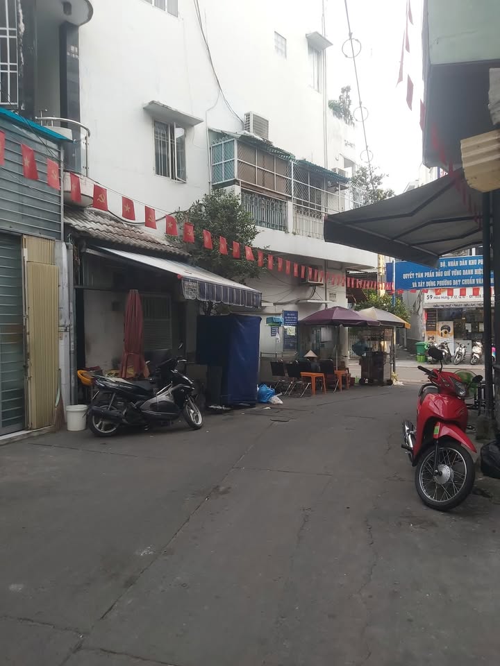 Nhà phố Hòa Hưng quận 10 49.5m² giá 6 tỷ - Kinh doanh sầm uất ngay trung tâm!