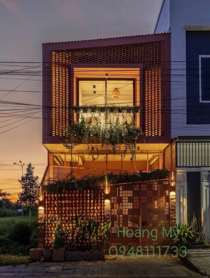 Nhà 2 tầng đường 17A, phường Thanh Đức, Vĩnh Long 100m² giá 3.9 tỷ - Thiết kế phong cách Châu Âu sang trọng!