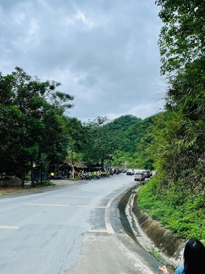 Đất mặt tiền đường du lịch Hà Giang 828m² giá 620 triệu - Tiềm năng đầu tư lớn!