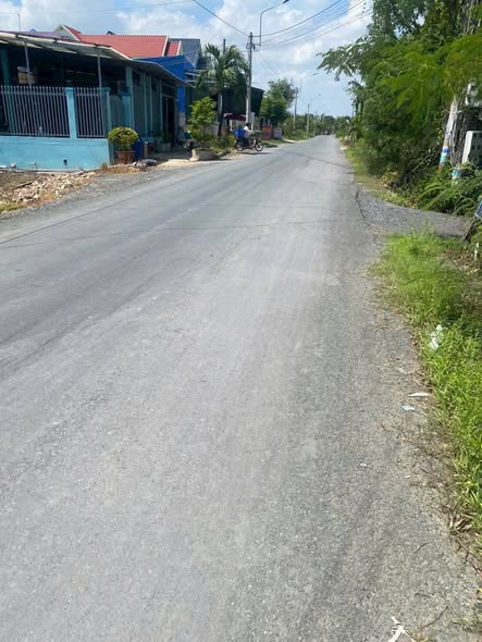 Nhà cấp 4 mặt tiền đường Long Khê - Phước Van, 191m² giá 2.5 tỷ - Tận dụng ngay để kinh doanh!