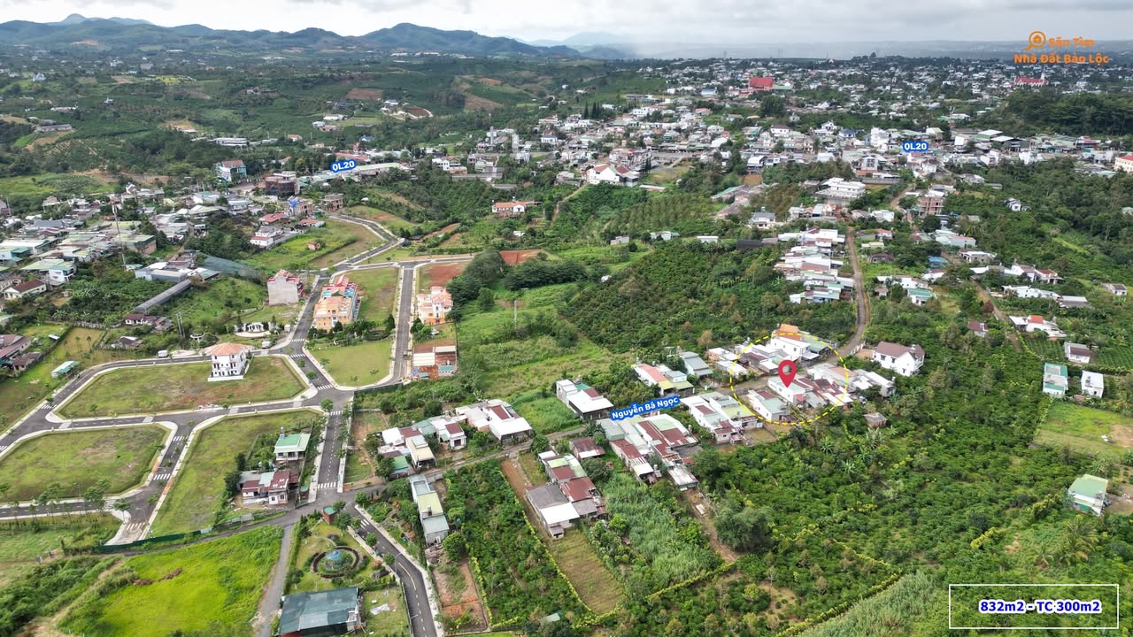 Nhà cấp 4 mặt tiền Nguyễn Bá Ngọc, Bảo Lộc 832m² - Sân vườn rộng rãi, thoáng mát!