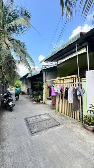 Nhà hẻm 67 Nguyễn Thông, An Thới, Bình Thủy 72m² - Giá chỉ 1 tỷ, thuận tiện sinh sống!