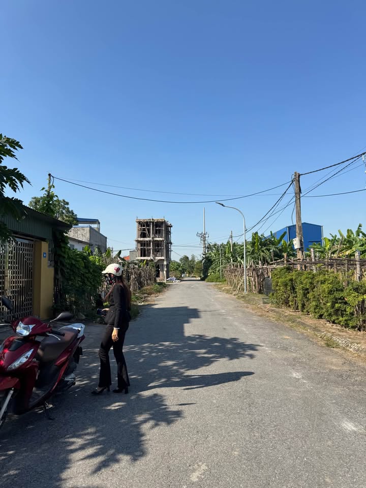 Chung cư Lương Quán, Nam Sơn 99m² giá 2.5 tỷ - Cơ hội vàng cho nhà đầu tư!