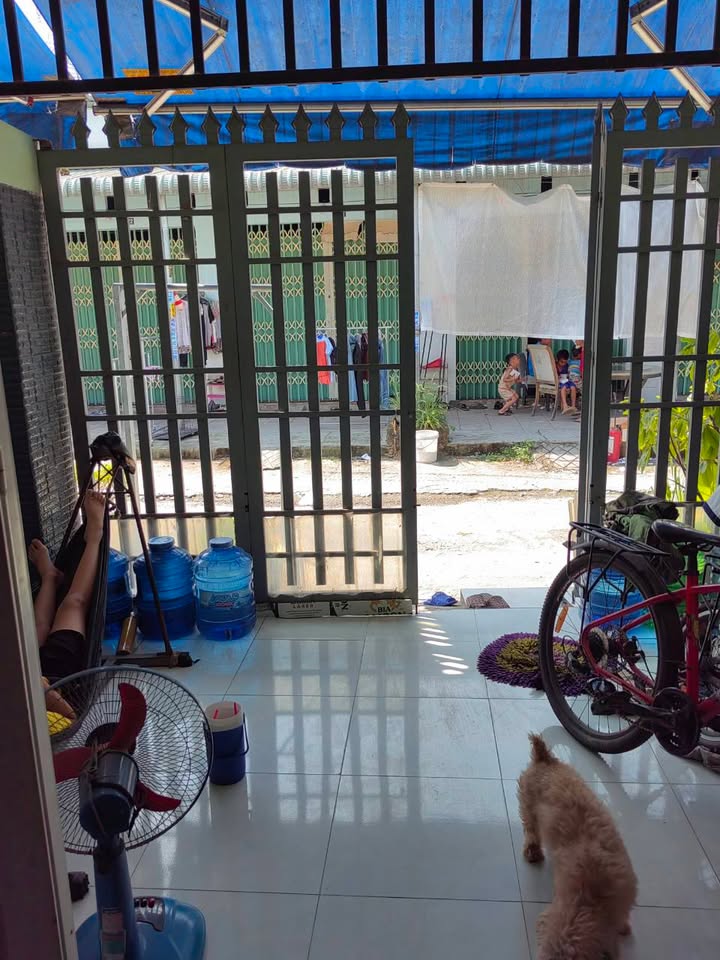 Nhà phố Tân Hiệp 30m² giá chỉ 800 triệu - Nhà đẹp, chính chủ!