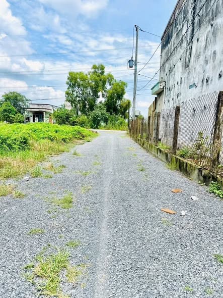 Đất thổ cư 215m² xã Hòa Khánh Đông, Đức Hòa - Sổ hồng chính chủ giá 890 triệu