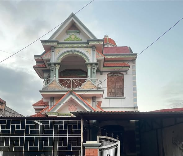 Nhà 2 tầng 1 tum tại Chiềng Sinh, Sơn La 280m² - Thiết kế biệt thự vườn siêu đẹp!