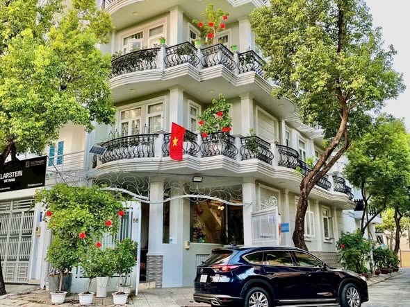 Nhà góc 2 mặt tiền đường Số, Quận 7, 108m² giá 26.5 tỷ - Cơ hội đầu tư tuyệt vời!