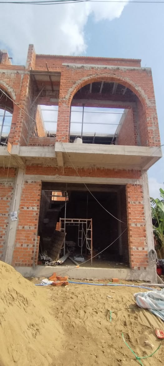 Nhà lầu ấp 5, phường Tân Triều, diện tích 100m² giá 2.65 tỷ - Sổ đỏ chính chủ