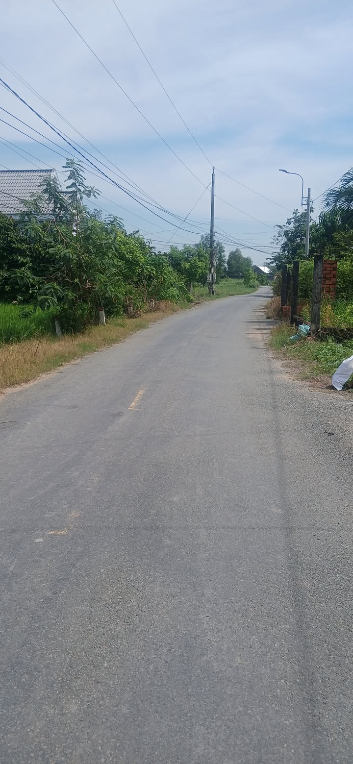 Đất nền góc 283m² tại xã Tân Lân, huyện Cần Đước - Giá 2 tỷ, thương lượng ngay!