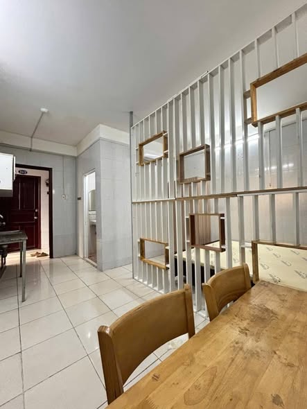 Phòng trọ Quận 12 giá 3.2 triệu - Có máy lạnh và tách bếp