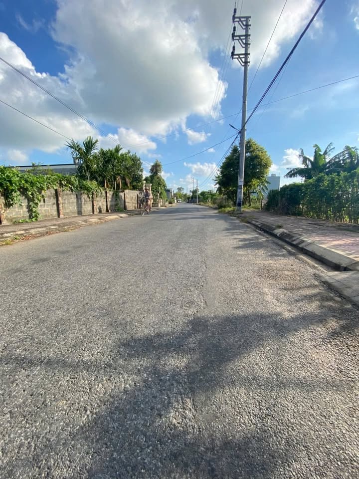 Đất nền xã Vũ Lăng Tiền Hải 120m² giá thỏa thuận - Phong thủy tốt, dân cư thân thiện!