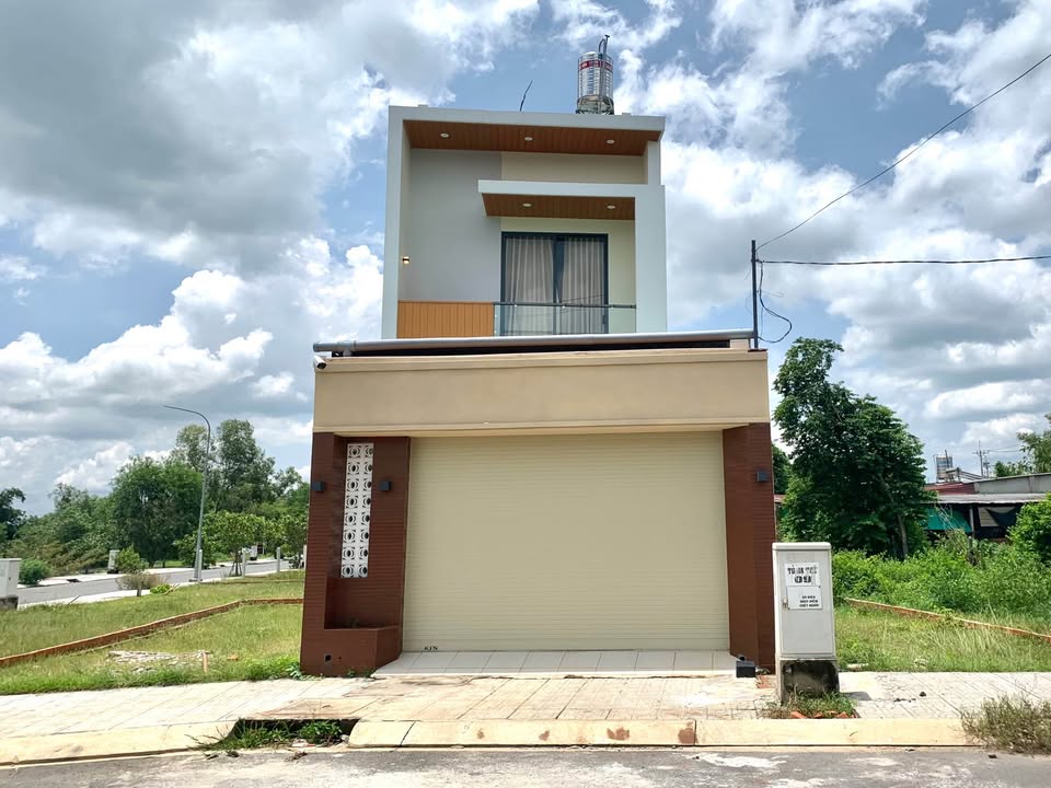 Nhà lầu Củ Chi 85m² giá thỏa thuận - Sẵn sàng vào ở ngay!