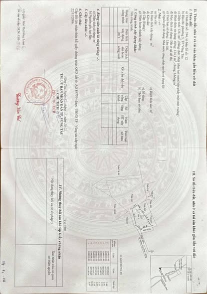 Nhà phố Trần Phú, Quận 5 - 124m² giá 3.9 tỷ - Hẻm rộng, gần biển!