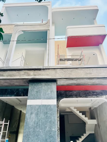 Nhà riêng 1 lầu 1 trệt 78m² giá 3.4 tỷ - Thiết kế hiện đại, đường lớn xe hơi vào tận nhà!