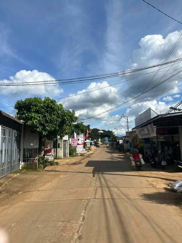 Đất nền Ea Bhốk Cư Kuin 5,9 sào giá chỉ 2,45 tỷ - View cánh đồng tuyệt đẹp!