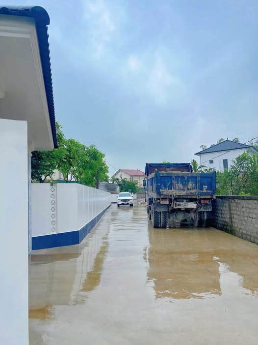 Đất Nghi Thịnh 105.4m² giá 900 triệu - Khu dân cư sầm uất!