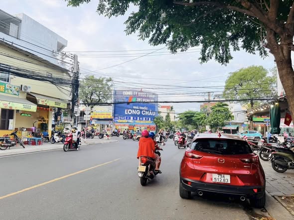 Nhà cấp 4 góc 2 mặt tiền tại Nam Nha Trang 66,7m² giá 10,5 tỷ - Đầu tư sinh lời ngay!