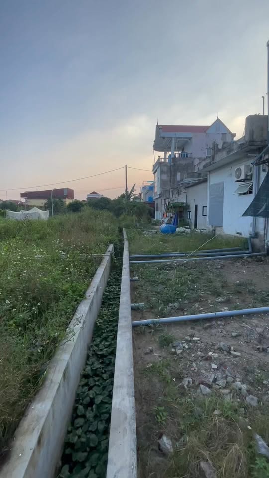 Lô đất Giao Tiến 107,5m² giá chỉ 1,1 tỷ - 3 mặt thoáng, cơ hội đầu tư tuyệt vời!