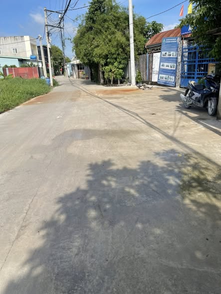 Đất nền Bình Mỹ Củ Chi 110m² giá 2.05 tỷ - Sổ đỏ chính chủ, xây dựng tự do!