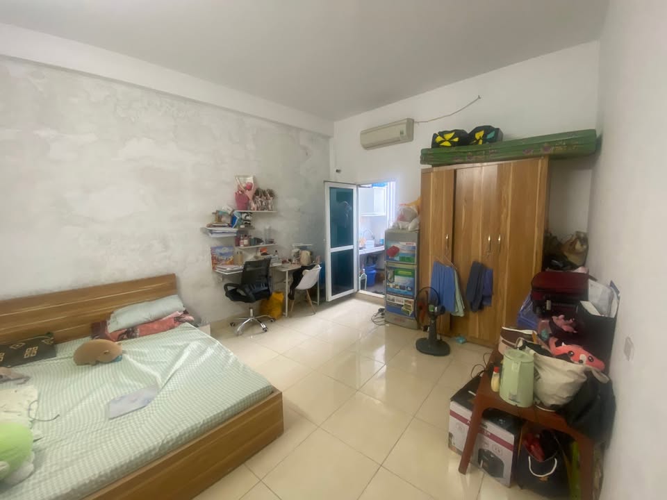 Phòng trọ 58 Nguyễn Khánh Toàn 3.8 triệu - Tiện nghi đầy đủ, vào ở ngay!