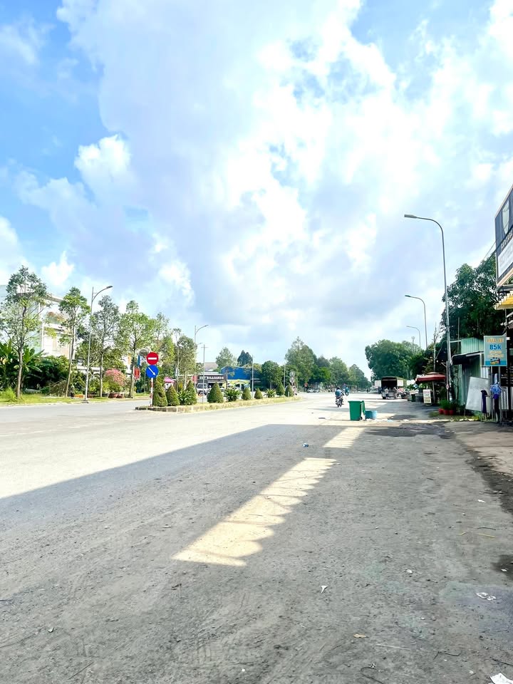 Đất nền đường số 2 - KDC Nam Long, Cái Răng, Cần Thơ 114m² giá 5.3 tỷ - Sổ hồng sang tên ngay!