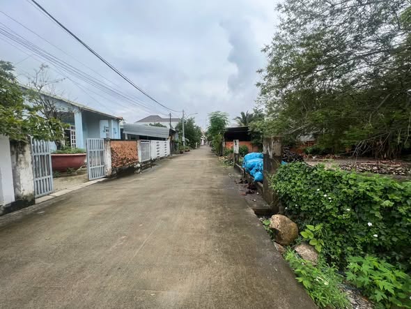 Đất nền Tân Thạnh Đông, Củ Chi 100m² giá 1 tỷ - Vị trí vàng sát chợ!