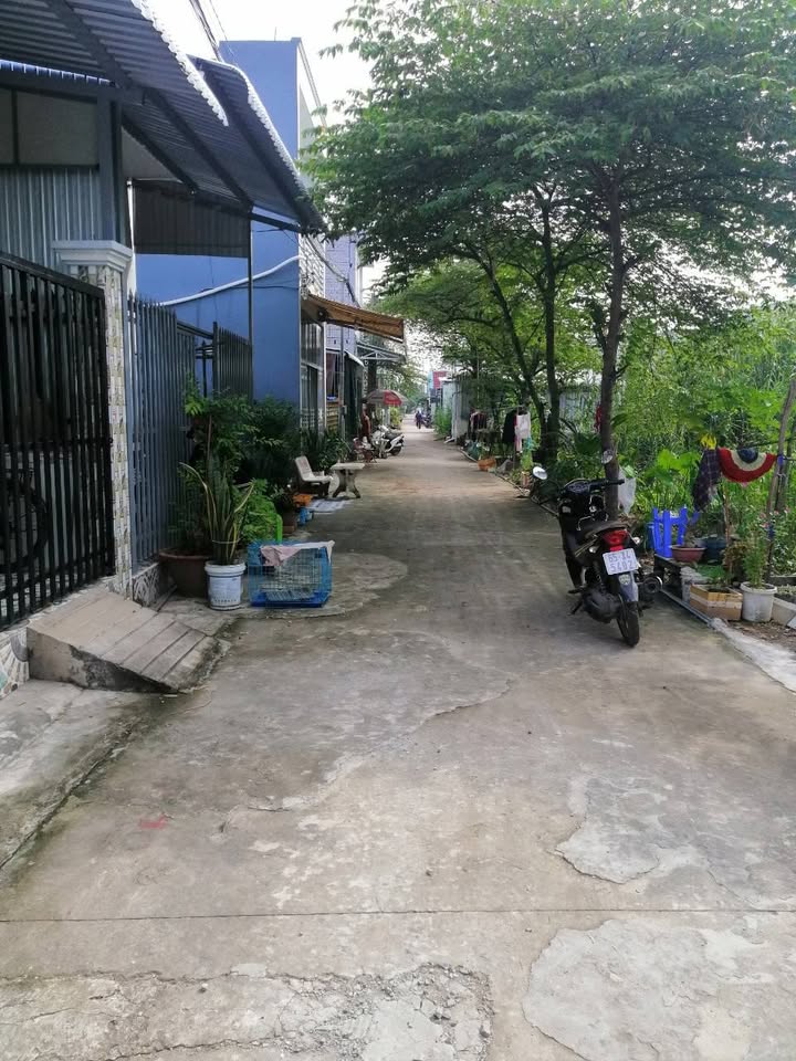 Đất nền Long Hòa Bình Thủy 150m² giá 950 triệu - Cơ hội đầu tư hấp dẫn!