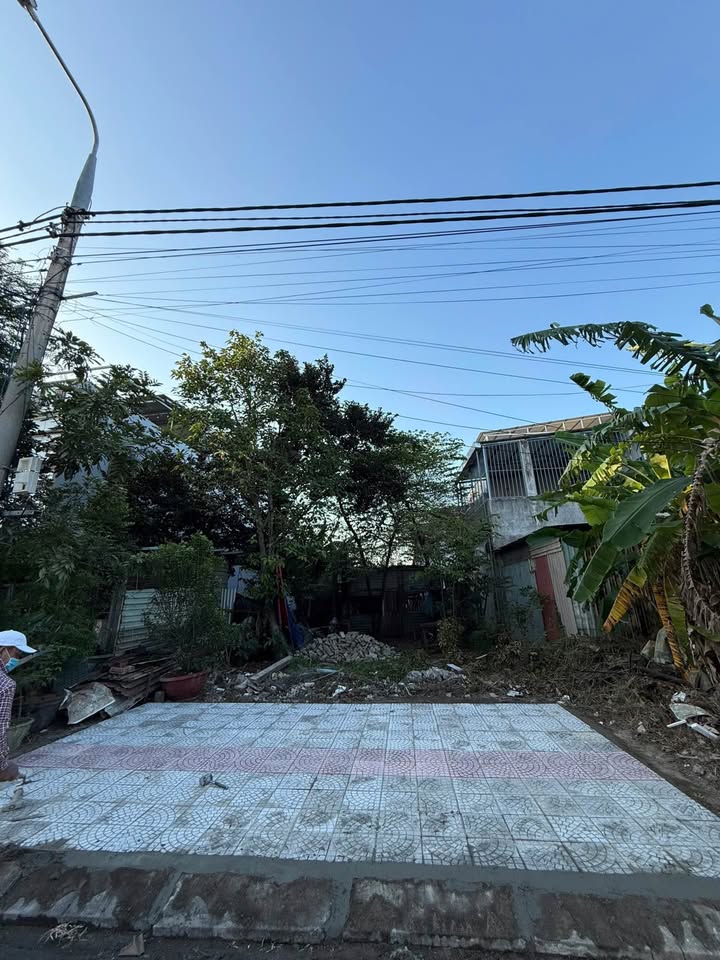 Đất nền Hòa Xuân Đà Nẵng 135,6m² giá chỉ 5,75 tỷ - Đầu tư sinh lời lý tưởng!