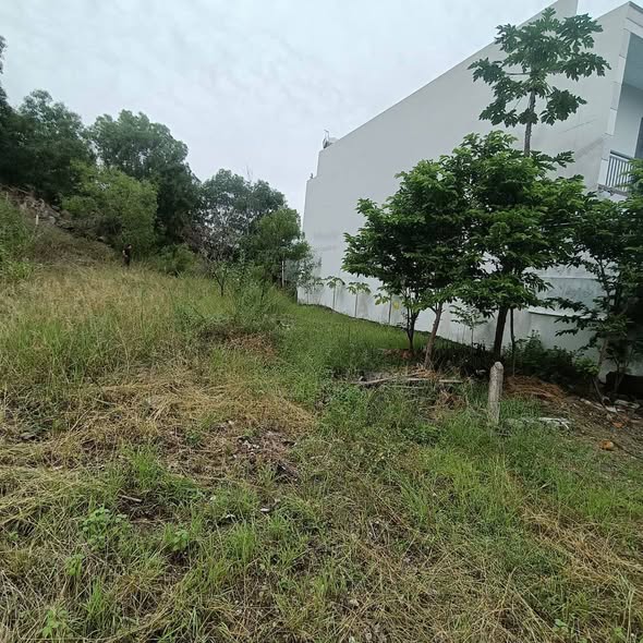 Đất nền Phước Đồng Nha Trang 200m² giá 1.8 tỷ - Định cư lý tưởng!