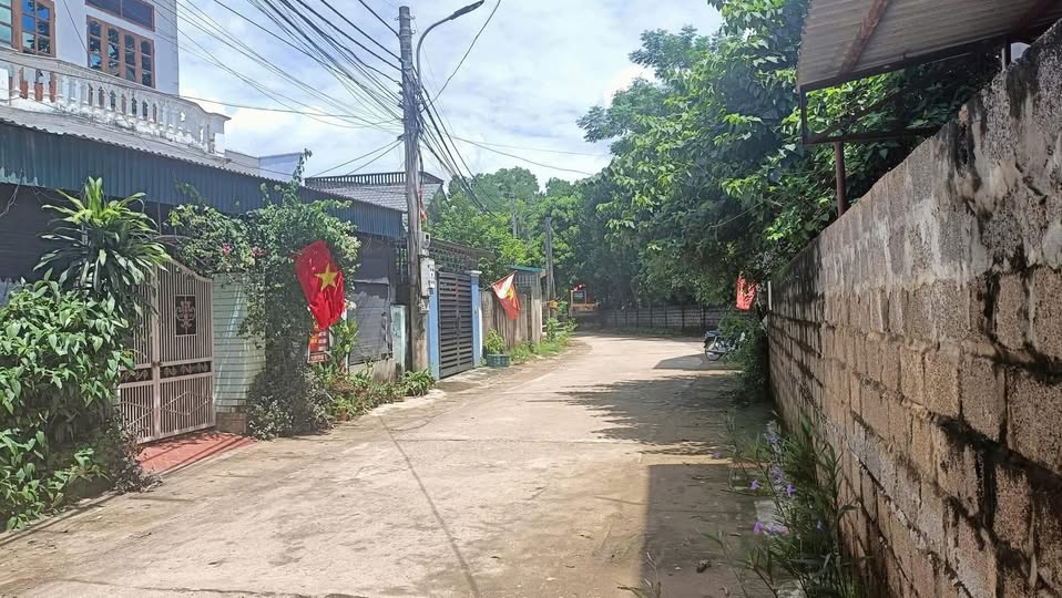 Lô đất đẹp tại phường Dân Chủ, TP Hòa Bình 106m² giá chỉ 1 tỷ - Cơ hội đầu tư hấp dẫn!