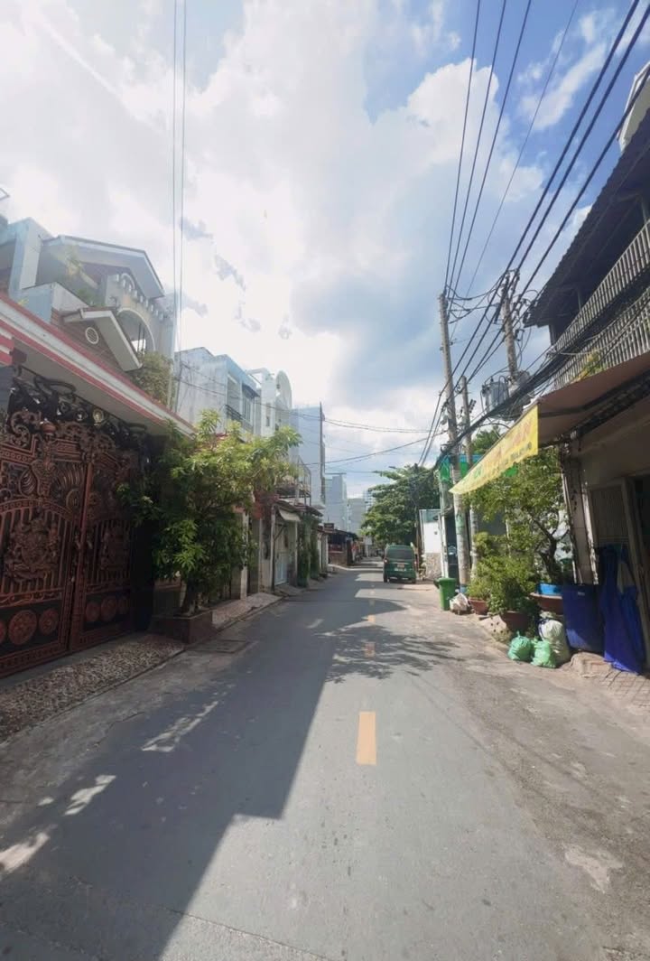 Đất nền Tân Phú 54m² giá 4.5 tỷ - Đường Hẻm thông thoáng