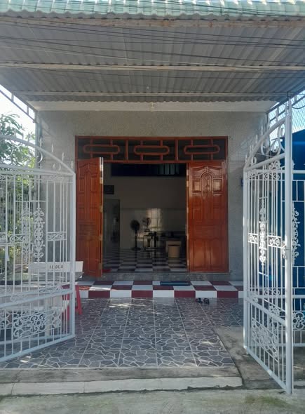 Nhà và Đất phường 5, TP Mỹ Tho, 200m² giá 2.2 tỷ - An ninh tuyệt đối!