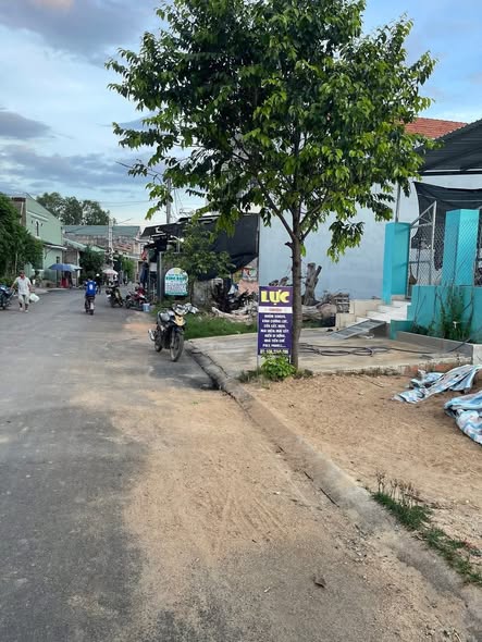 Đất Mặt Tiền Võ Trứ, An Nhơn Bắc 115m² giá chỉ 700 triệu - Cơ hội đầu tư sinh lời!