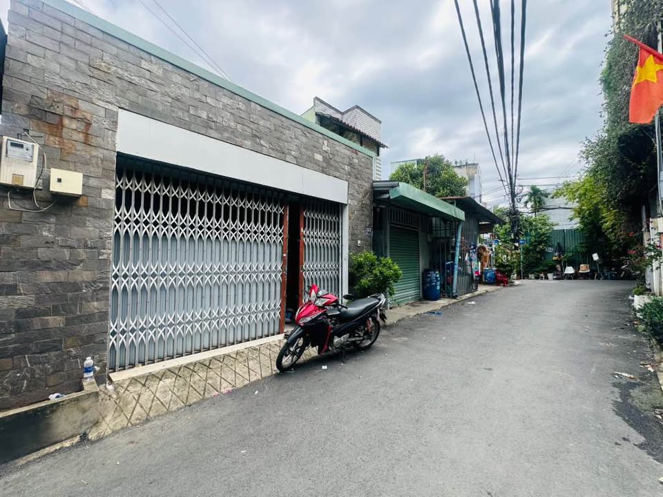 Nhà mặt tiền đường Số, Tăng Nhơn Phú B 200m² giá 8.2 tỷ - Dòng tiền 28 triệu/tháng!